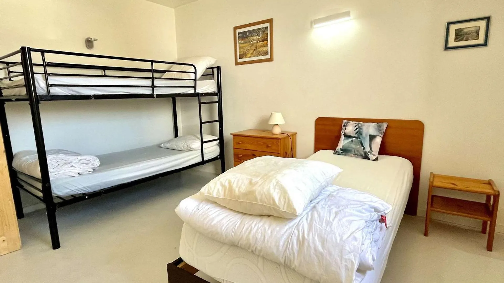 Villa Maison T5 Atypique Renovee Pmr - Centre De Locmiquelic - Classee 2* - Fr-1-479-228